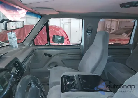 1997 Ford F-350 Xl z USA, uszkodzony, nr VIN 1FTJW36F6VEB22758